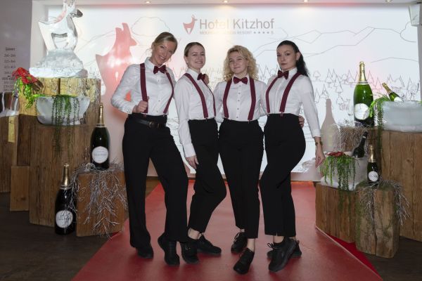 Hotel Kitzhof Team Hummerparty 2024